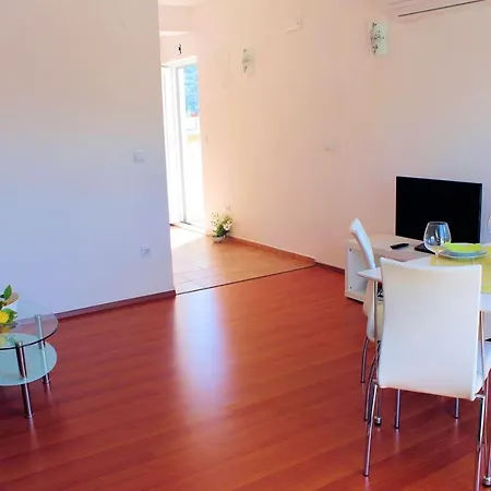 Modern In Sea View 68 Sqm دوبروفينك
