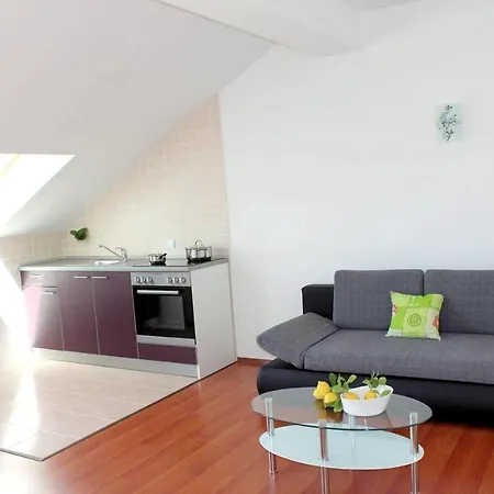 Διαμέρισμα Modern In Sea View 68 Sqm